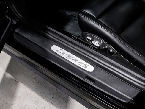 Used 2014 Porsche 911 Targa 4S image 26