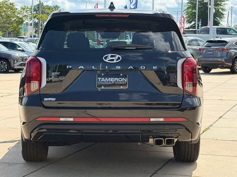 Used 2025 Hyundai Palisade XRT FWD image 3