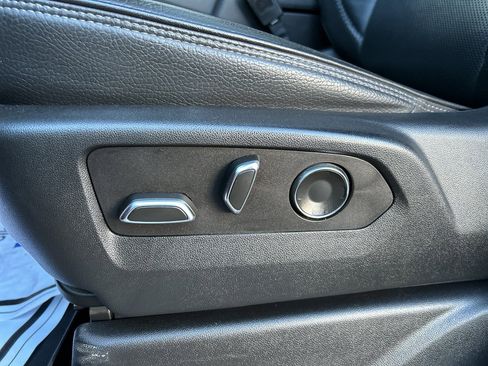 Used 2021 GMC Yukon Denali image 22