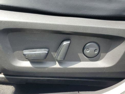 Used 2024 Mitsubishi Outlander SE AWD/4WD image 6