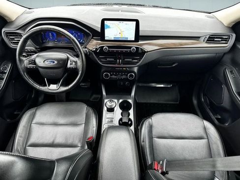 Used 2020 Ford Escape Titanium image 26