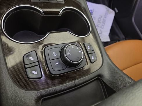Used 2020 GMC Acadia AT4 w/ Driver Alert Package II AWD/4WD image 28