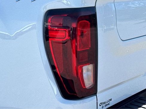 New 2026 GMC Sierra 2500 SLE AWD/4WD image 20
