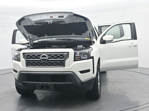 Used 2022 Nissan Frontier SV RWD image 35