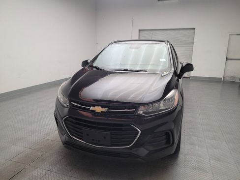 Used 2020 Chevrolet Trax LS w/ Tint and Cruise Package FWD image 15