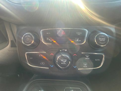Used 2021 Jeep Compass Trailhawk w/ Convenience Group AWD/4WD image 26
