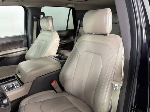 Used 2020 Ford Expedition Limited AWD/4WD image 10