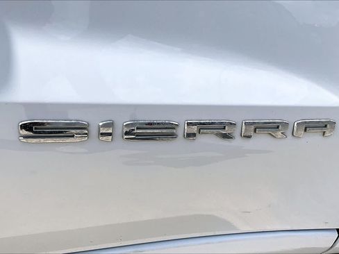 Used 2023 GMC Sierra 1500 Pro RWD image 10
