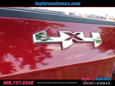Used 2022 GMC Sierra 1500 SLT w/ SLT Convenience Package AWD/4WD image 40
