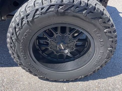 Used 2021 Jeep Wrangler Unlimited Sahara image 7