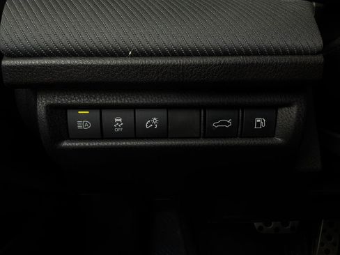 Used 2025 Toyota Camry SE FWD image 22
