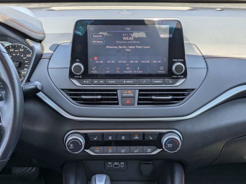 Used 2020 Nissan Altima 2.5 SR w/ Premium Package AWD/4WD image 19