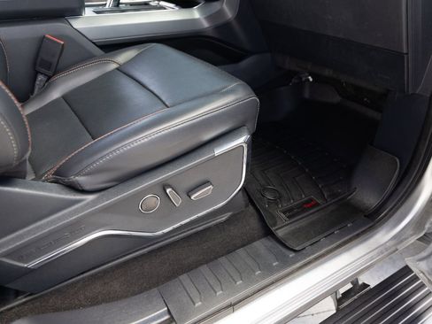 Used 2021 Ford F150 Lariat w/ Equipment Group 502A High AWD/4WD image 26