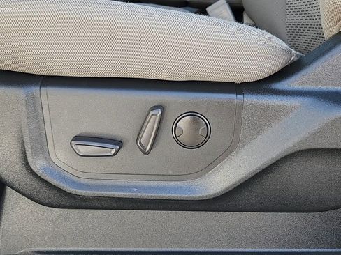 Used 2020 Ford F150 XLT w/ Equipment Group 302A Luxury image 9