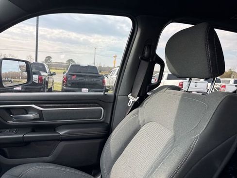 Used 2022 RAM 1500 Big Horn image 32