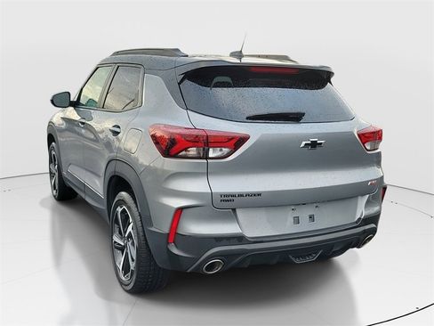 Used 2023 Chevrolet TrailBlazer RS image 3