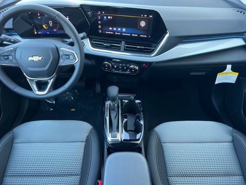 New 2026 Chevrolet Trax LT w/ Driver Confidence Package image 10
