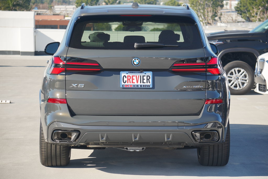Used 2026 BMW X5 xDrive50e w/ M Sport Package AWD/4WD image 7