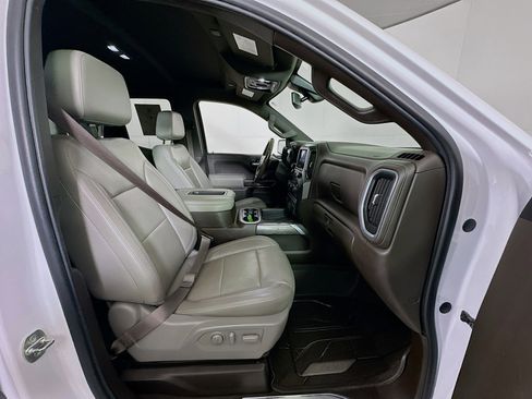 Used 2019 Chevrolet Silverado 1500 LTZ w/ LTZ Convenience Package image 32