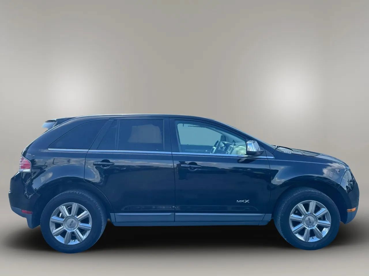 Used 2007 Lincoln MKX AWD image 4