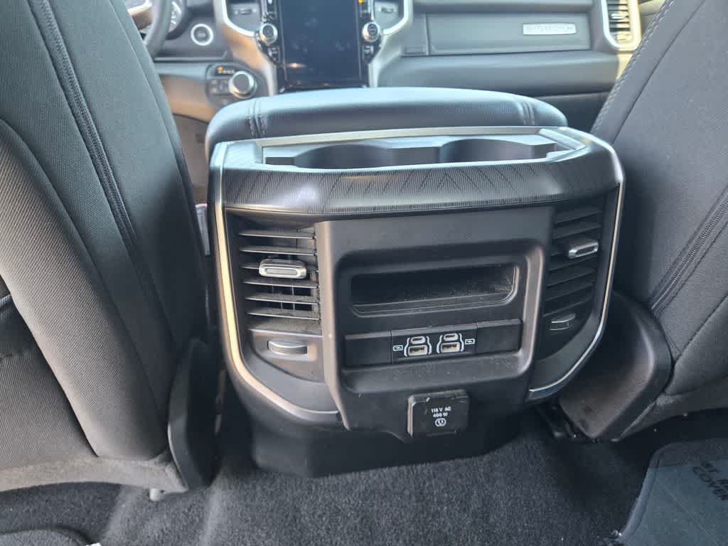 Used 2025 RAM 1500 Big Horn AWD/4WD image 13