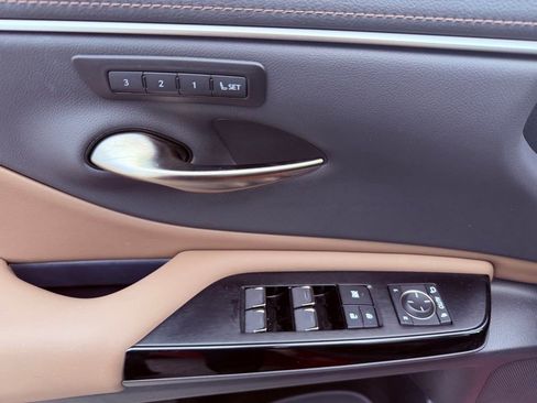 Certified 2025 Lexus ES 350 350 PREMIUM/PARK AST/CLEAN CAR image 17