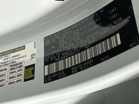 Used 2023 Toyota Corolla Cross LE image 11