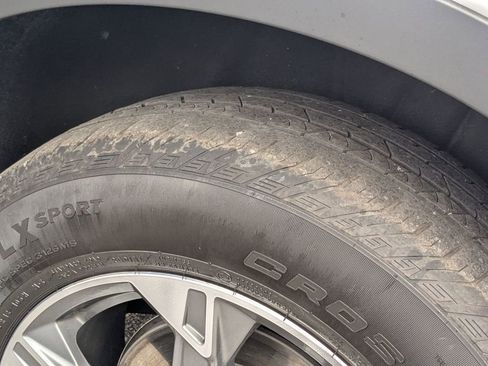 Used 2025 Chevrolet Blazer LT image 30