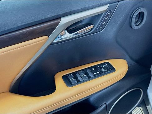 Certified 2021 Lexus RX 450h AWD w/ Premium Package image 18