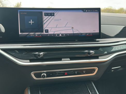 Certified 2025 BMW X5 xDrive40i w/ M Sport Package image 30