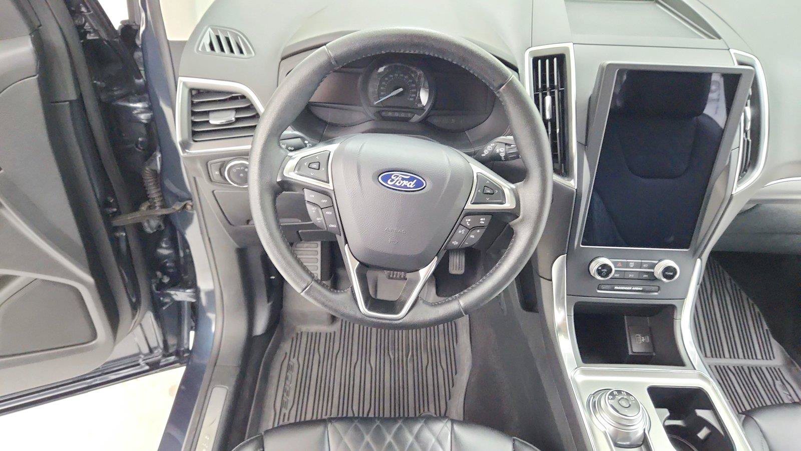 Used 2024 Ford Edge Titanium AWD/4WD image 21