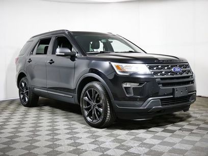 Certified 2018 Ford Explorer XLT w/ XLT Appearance Package