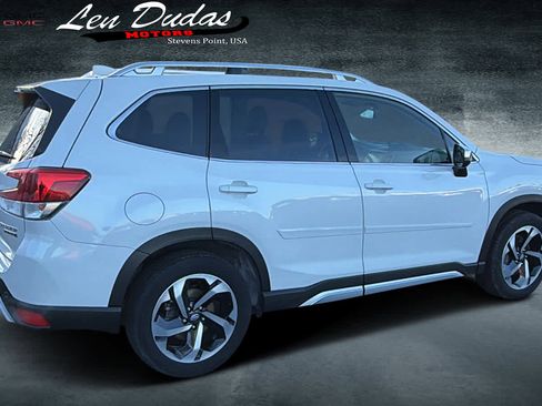 Used 2023 Subaru Forester Touring image 4