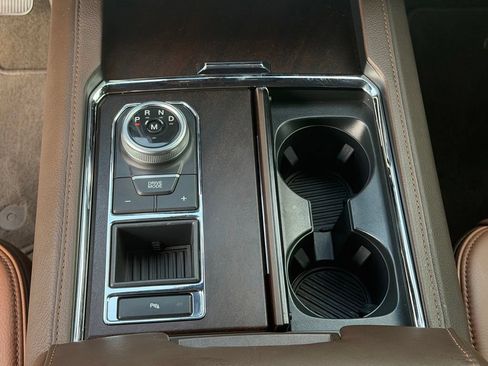 Used 2024 Ford Expedition Max King Ranch RWD image 34