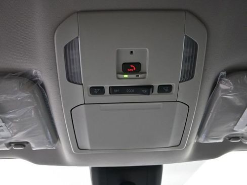 Certified 2025 Toyota Highlander LE image 21