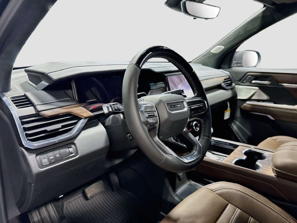 New 2027 GMC Acadia Denali Ultimate w/ LPO, Black Badging Package FWD image 9
