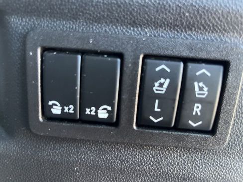 Used 2021 Chevrolet Tahoe Premier image 38