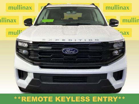 New 2026 Ford Expedition Max Active image 16