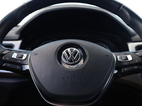 Used 2018 Volkswagen Atlas SE AWD/4WD image 11