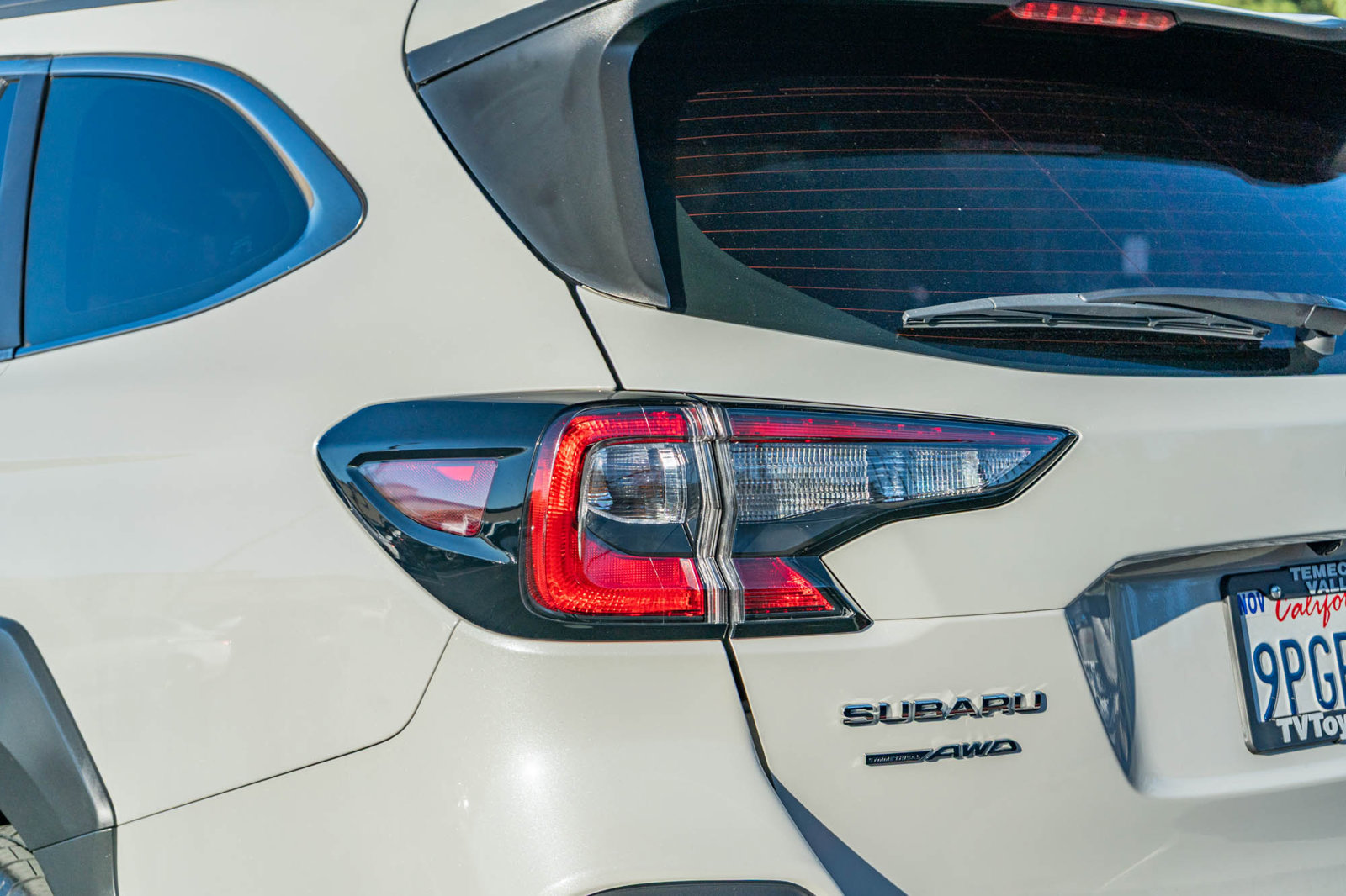 Used 2025 Subaru Outback AWD/4WD image 7