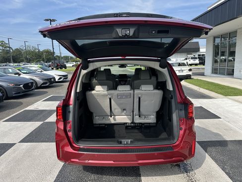 Used 2026 Honda Odyssey Touring image 8