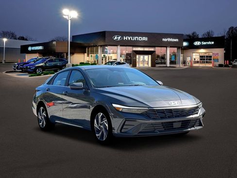 New 2026 Hyundai Elantra Limited w/ Cargo Package image 11