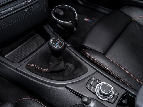 Used 2011 BMW 1 Series M image 23