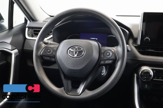 Used 2024 Toyota RAV4 LE AWD/4WD image 15