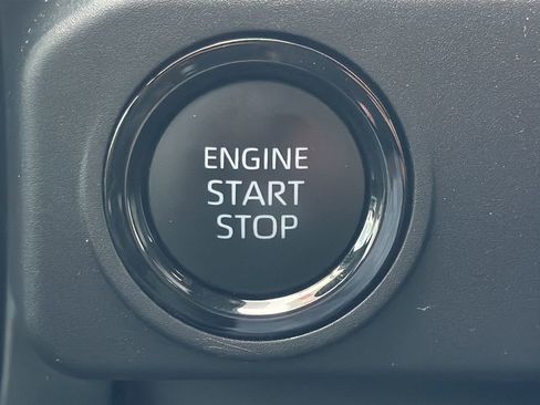 Used 2024 Toyota Tacoma SR5 AWD/4WD image 26