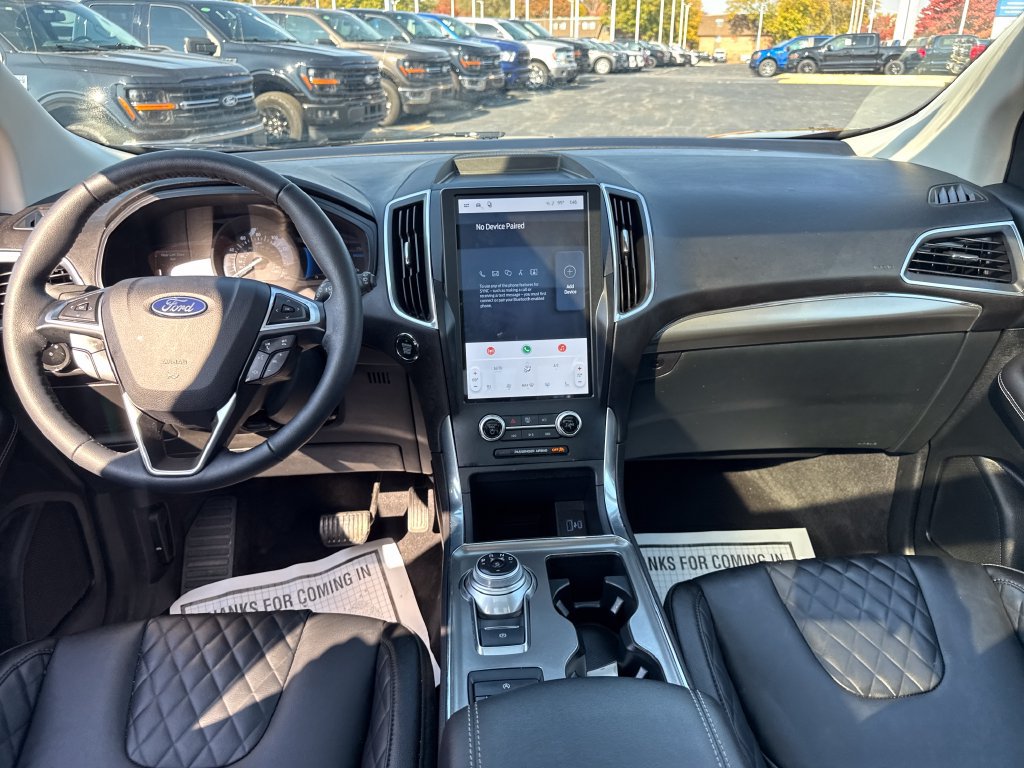 Used 2024 Ford Edge Titanium AWD/4WD image 18