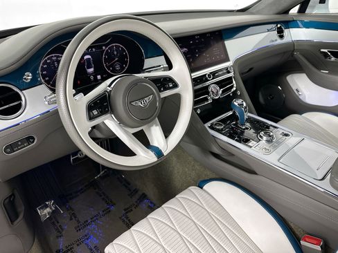 Used 2023 Bentley Flying Spur V8 AWD/4WD image 12