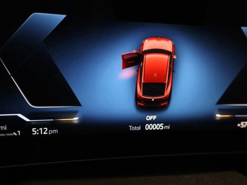 Used 2025 BMW X2 xDrive28i w/ Convenience Package image 12