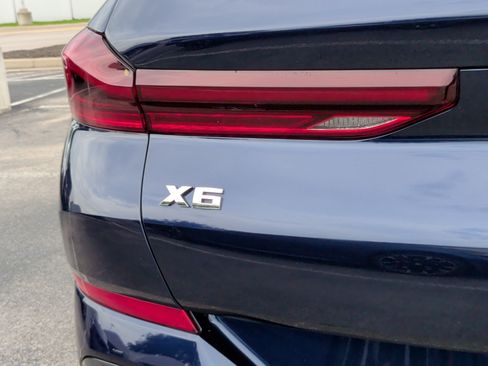 Used 2024 BMW X6 M60i AWD/4WD image 12
