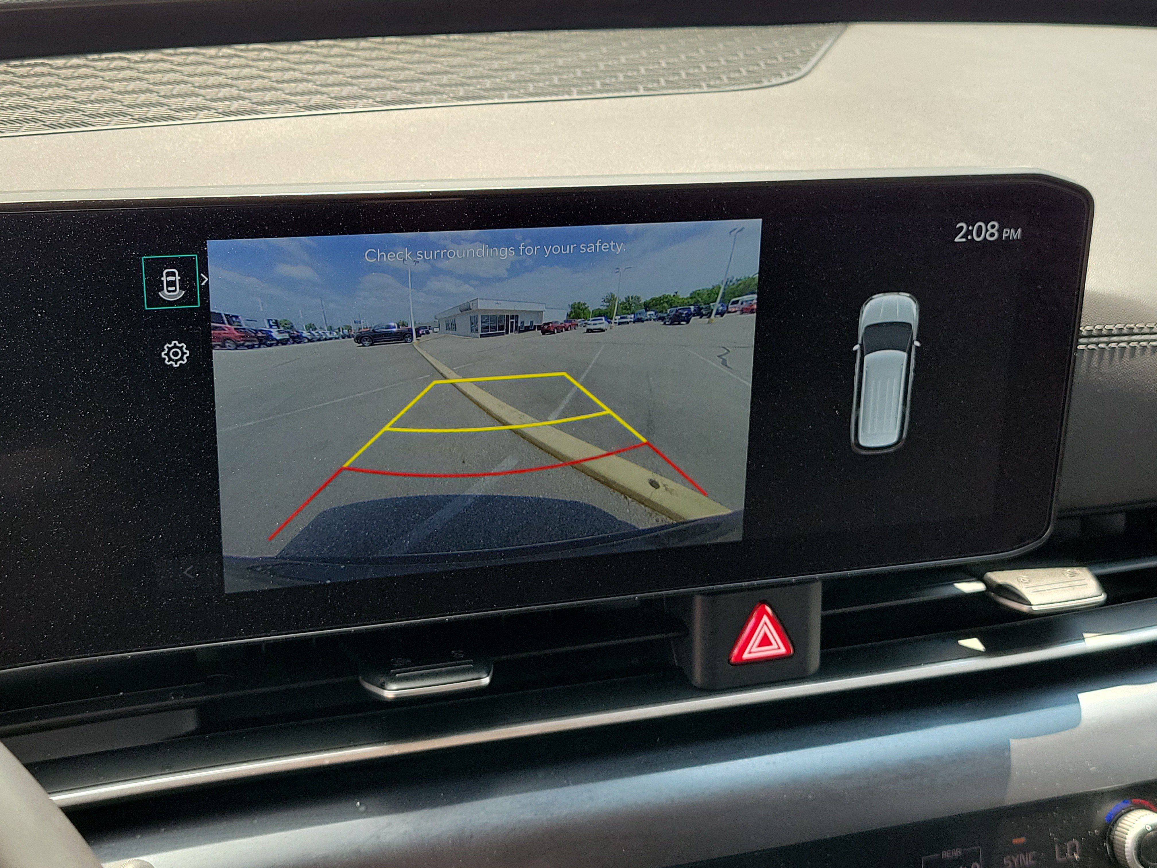 Used 2025 Kia Carnival FWD image 25